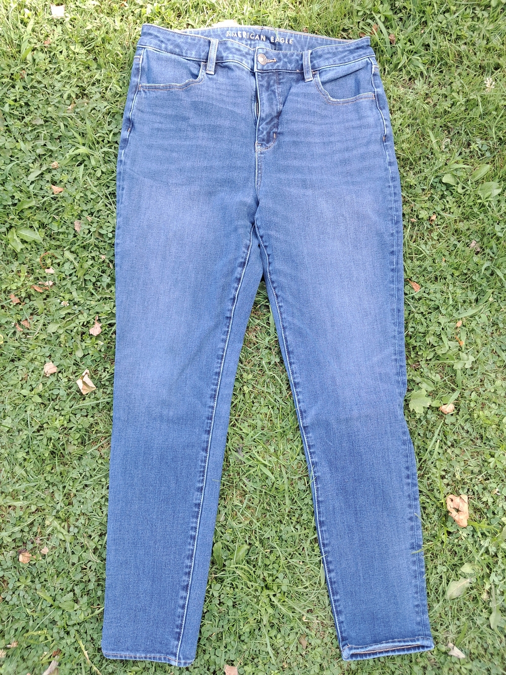 American Eagle Outfitters Women's Medium Blue High-Rise Skinny Jeans